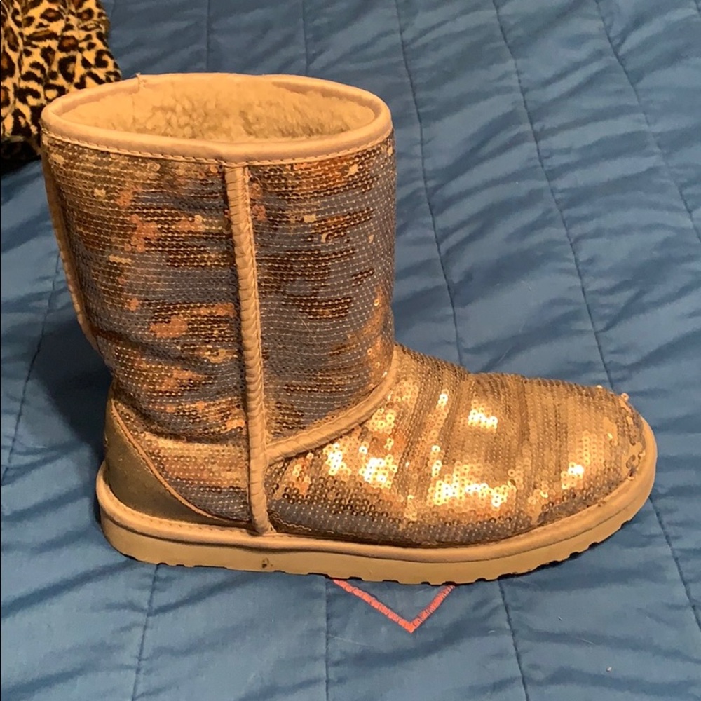 Silver sparkle uggs